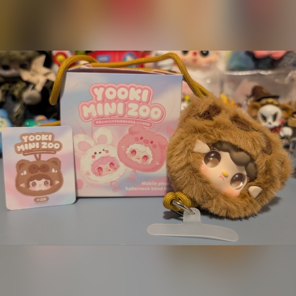 Yooki Mini Zoo Phone Lanyard - Confirmed: Little Racoons